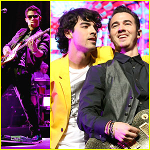 Jonas Brothers: Jingle Ball 2012!