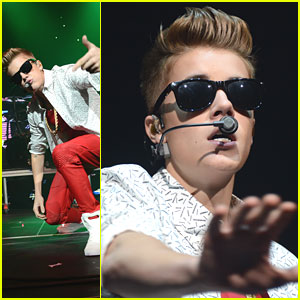 Justin Bieber: Q102 Jingle Ball 2012