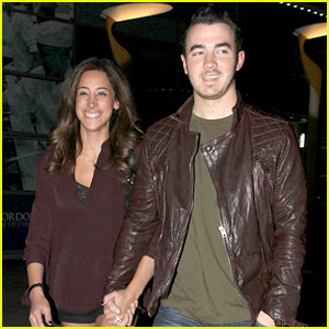 Kevin & Danielle Jonas: Movie Date Night