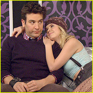 Ashley Benson: 'How I Met Your Mother' First Look!