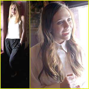 Elizabeth Olsen & Dakota Fanning: 'Very Good Girls' Luncheon