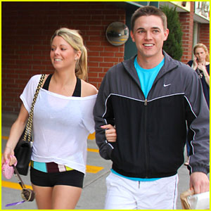 Jesse McCartney: Holding Hands with Mystery Girl