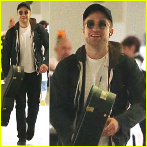 Robert Pattinson: Melbourne Departure
