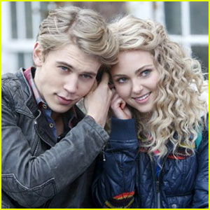 10 Reasons To Tune Into 'The Carrie Diaries'