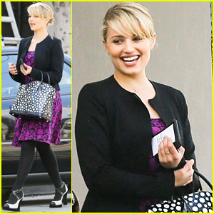 Dianna Agron: Fig & Olive Lunch with Friends