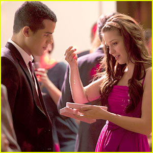 Jacob Artist & Melissa Benoist: Valentine's Day on 'Glee'!