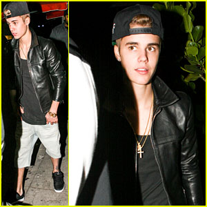 Justin Bieber: Beverly Hills With Buddies!