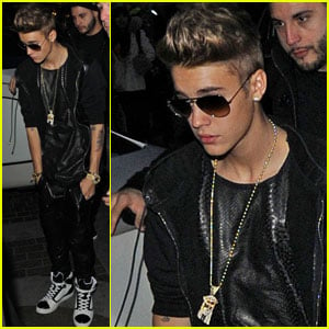 Justin Bieber: Shoe Shopping with Will.i.am!
