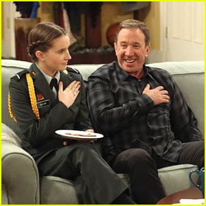 Kaitlyn Dever Joins the JROTC on 'Last Man Standing'