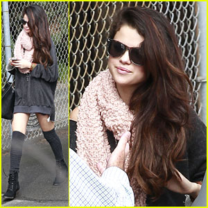 Selena Gomez: Recording Studio Stop