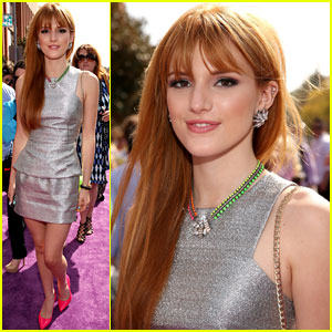 Bella Thorne - Kids Choice Awards 2013 Red Carpet