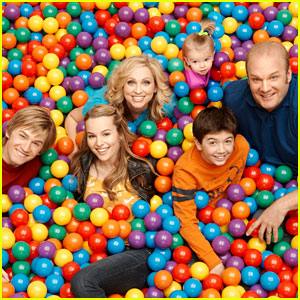 Good Luck Charlie: April Premiere Features The Muppets!