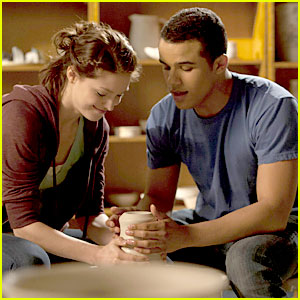 Jacob Artist & Melissa Benoist: New 'Glee' Tonight!