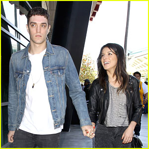 Shenae Grimes: Lakers Game with Jessica Lowndes & Josh Beech