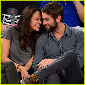 Chace Crawford & Rachelle Goulding: Knicks Game Night!