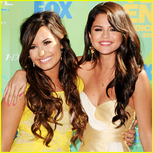 Demi Lovato: I'm Obsessed With Selena's 'Come & Get It'!
