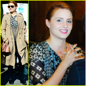 Dianna Agron Shows Off New Red Hair!
