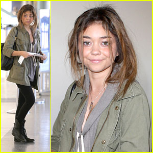 Sarah Hyland: LAX After 'Call Me Crazy' Premiere