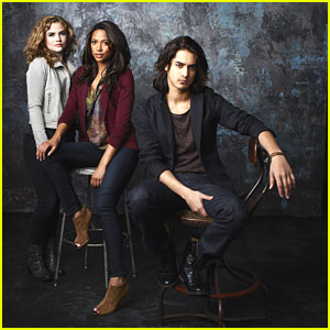 Avan Jogia: 'Twisted' Gallery Pics!