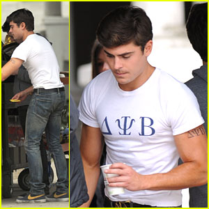 Zac Efron: Tight Tee Shirt for 'Townies'