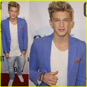 Cody Simpson: Gig-It Launch Party