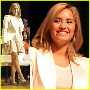 Demi Lovato: National Children's Mental Health Awareness Day 2013