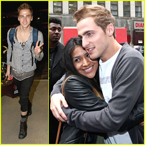 Kendall Schmidt: NYC Hugs!