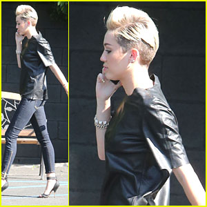 Miley Cyrus: Studio Stop Before Billboard Music Awards