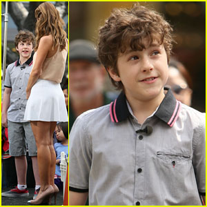 Nolan Gould: 'Extra' Appearance at The Grove