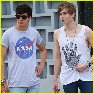 5 Seconds of Summer: 'Try Hard' Music Video - Watch Now!
