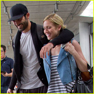 Brittany Snow & Tyler Hoechlin Arrive in Toronto for the MuchMusic Awards!