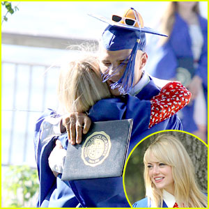 Emma Stone: Graduation Hugs for Chris Zylka