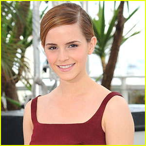 Emma Watson Books 'Queen of the Tearling'