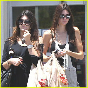 Kendall & Kylie Jenner: Sushi Sisters