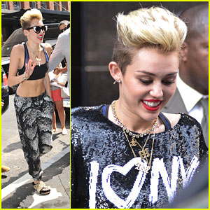 Miley Cyrus: Bra Top in NYC