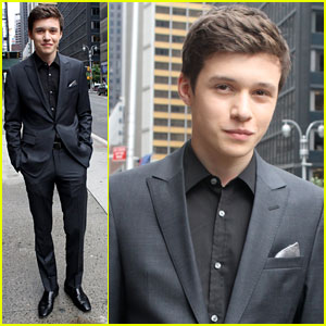 Nick Robinson: 'David Letterman' Appearance - Watch Now!