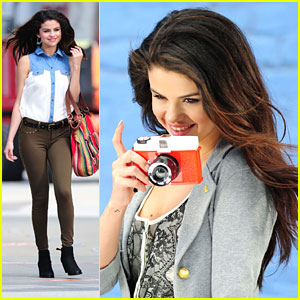 Selena Gomez: 'Dream Out Loud' Commercial Shoot Pics!