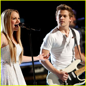 'The Voice' Finale: Danielle Bradbery Performs with Hunter Hayes - Watch Now!