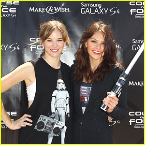 Aimee Teegarden & Danielle Panabaker: Course of The Force Lightsaber Relay 2013