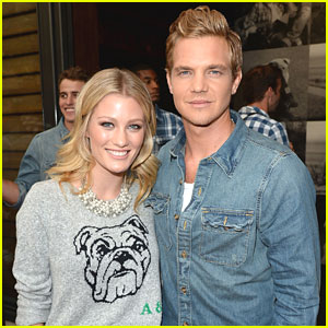 Ashley Hinshaw & Taylor Handley: Abercrombie & Fitch's Stars On The Rise 2013 Party Pair