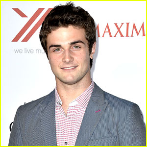 Beau Mirchoff Joins the Cast of 'Grass Stains'