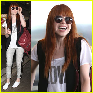 Carly Rae Jepsen: LAX Arrival After Unsuccessful Tampa Bay Pitch