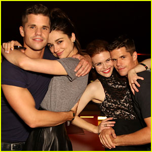 Holland Roden & Crystal Reed: Comic-Con Party Pair!