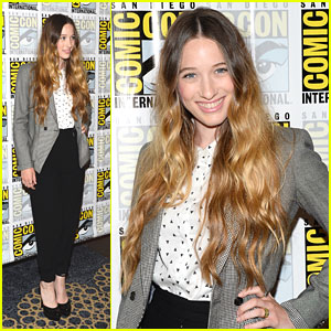 Sophie Lowe: 'Once Upon A Time In Wonderland' Panel at Comic-Con 2013