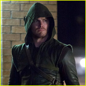 The CW Plans 'Flash' Spin-off of 'Arrow'