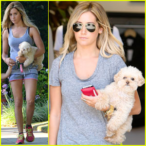Ashley Tisdale: Doggy Day Out!
