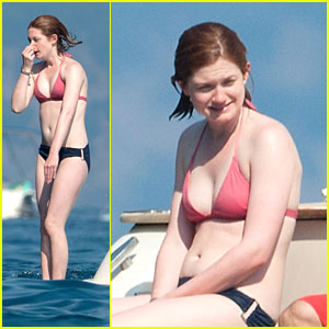 Bonnie Wright: Italy Holiday with Mystery Guy