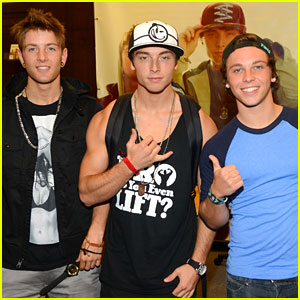 Emblem3: 'Nothing to Lose' Signing at The Grove