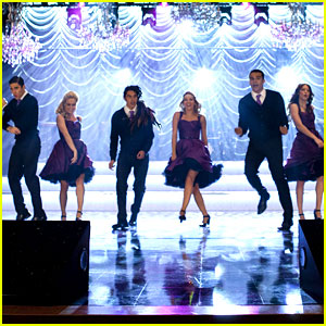 Glee: Live Stage Musical Coming!