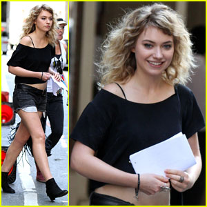 Imogen Poots: Short-Shorts for 'Squirrels to the Nuts'